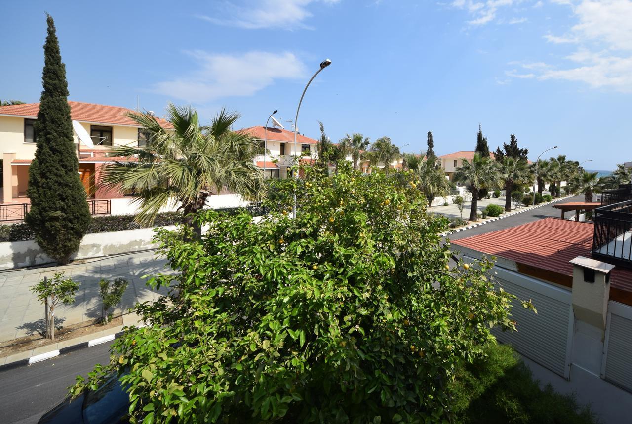 Christos Beach House Larnaca Eksteriør billede