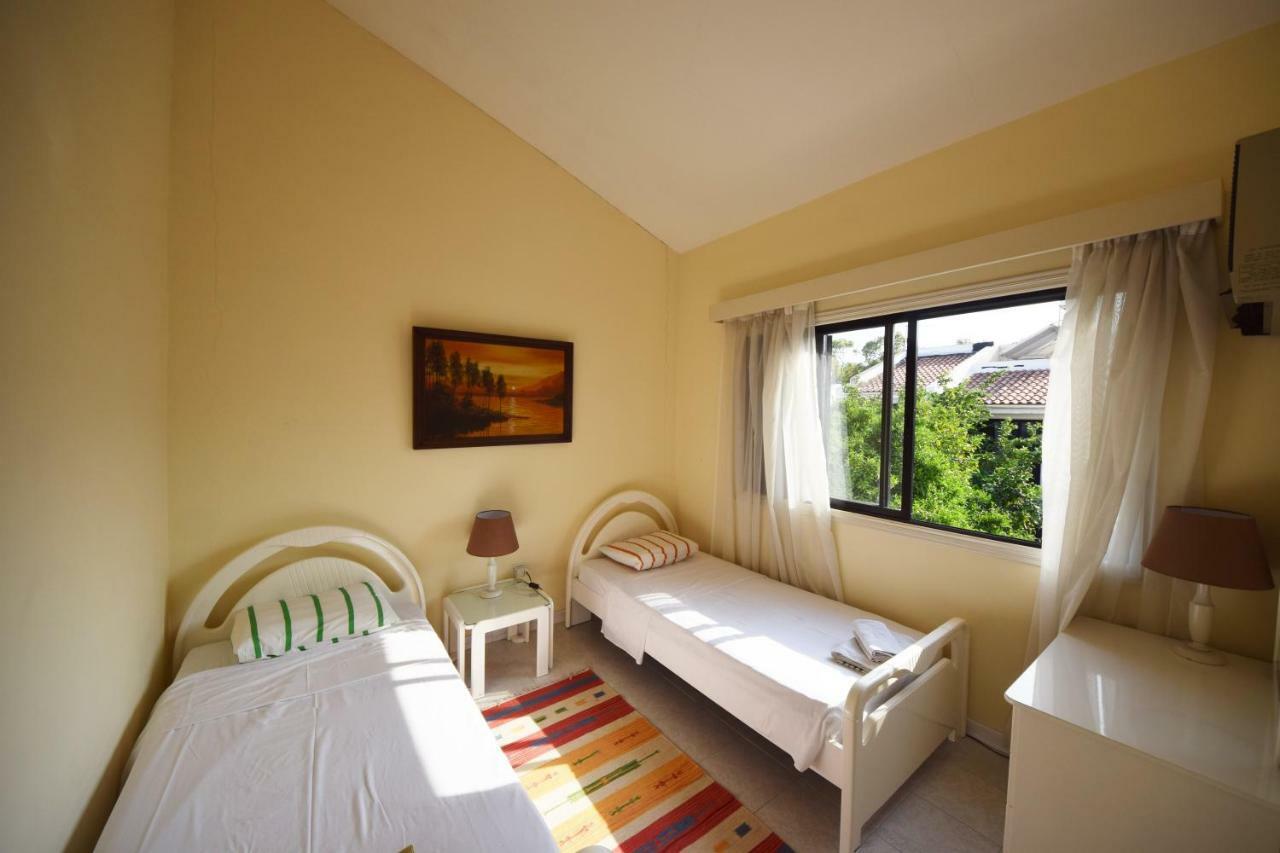Christos Beach House Larnaca Eksteriør billede